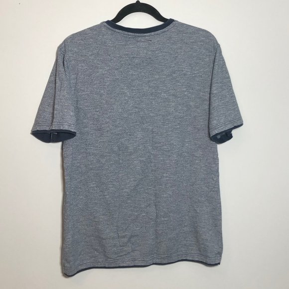 Light Blue T-Shirt (M) | Wayne Gretzy Collection - Picture 2 of 3